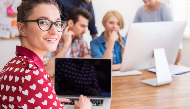 What can be the best strategy to start a startup?