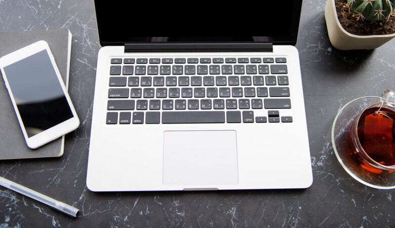 What can be the best strategy to start a startup?